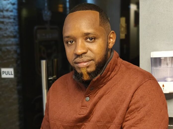 Boniface Mwangi freed on Ksh.1M bond